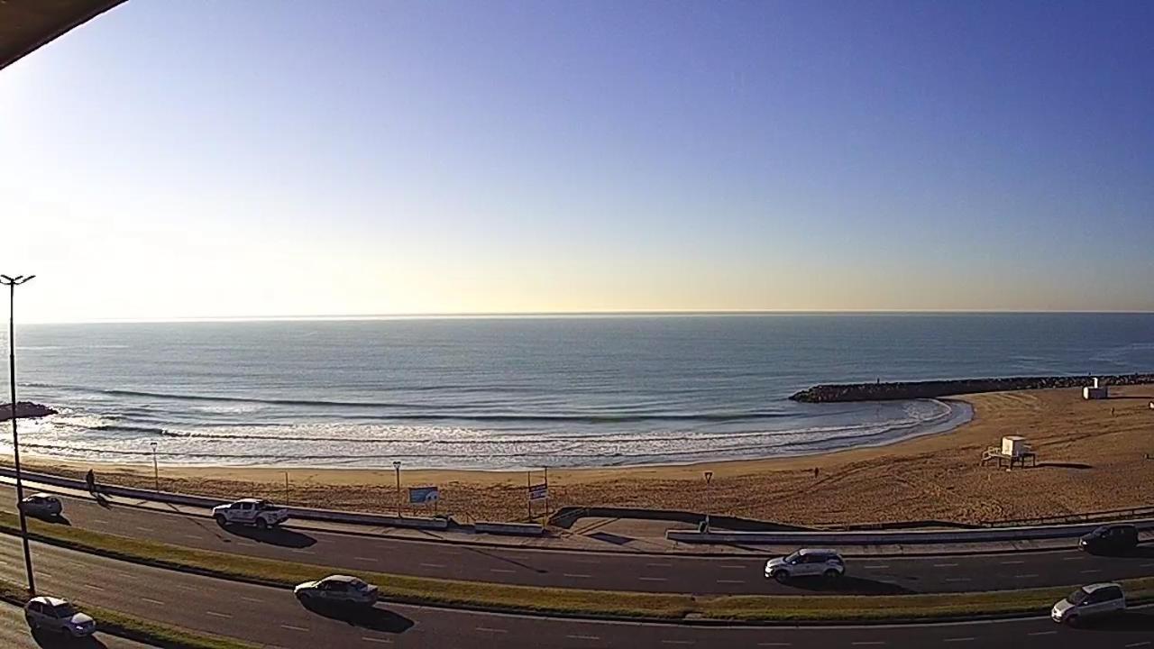 Frente Al Mar *
